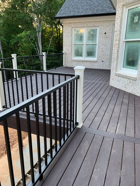 Gorgeous Trex deck and rail work