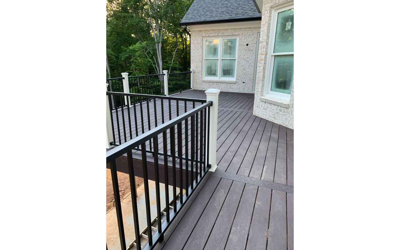 Gorgeous Trex deck and rail work