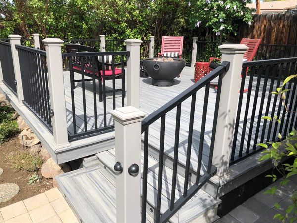 Transcend Decking: Island Mist & Black Reveal Railing & Trex Lighting