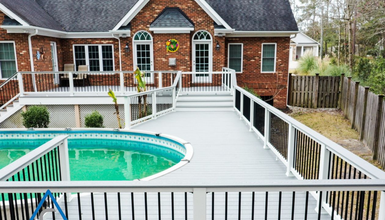 Trex Select Pebble Grey w/ Custom Trex Sliding Gate!