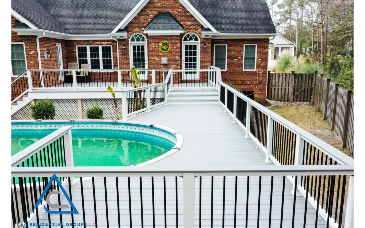 Trex Select Pebble Grey w/ Custom Trex Sliding Gate!