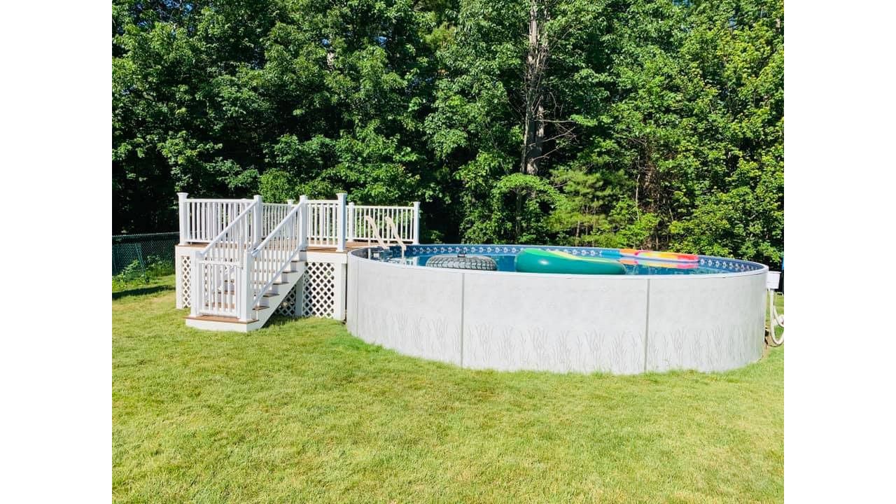 Saddle Select 12x12 pool deck