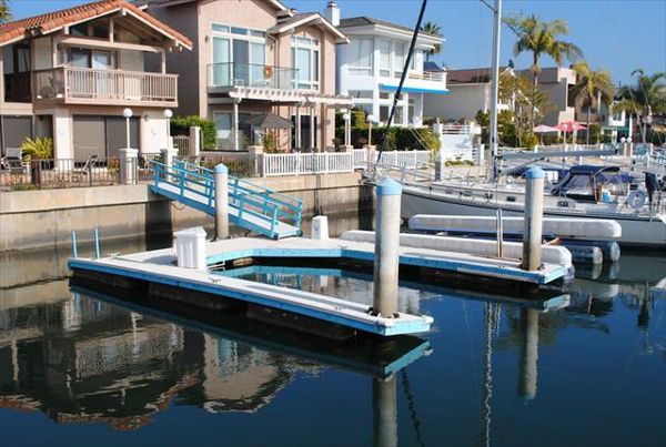 Trex composite dock, California