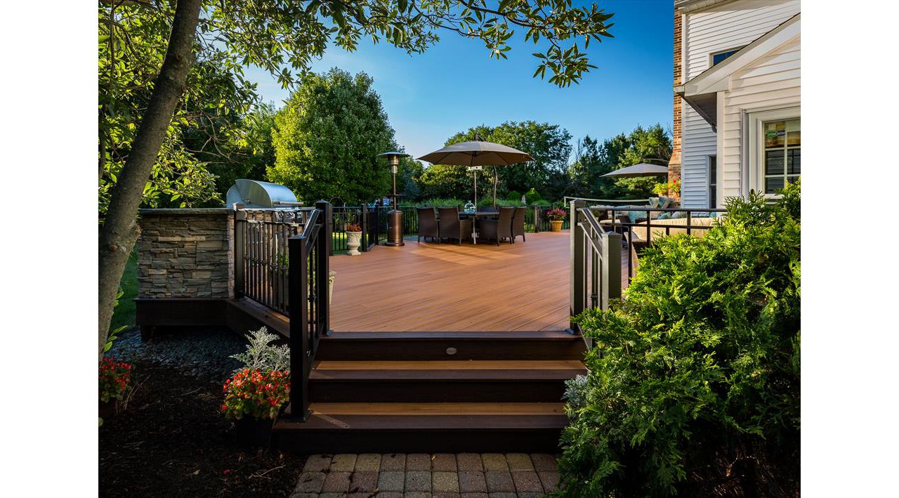 Trex deck with outdoor kitchen in Hopewell NJ Skillman NJ