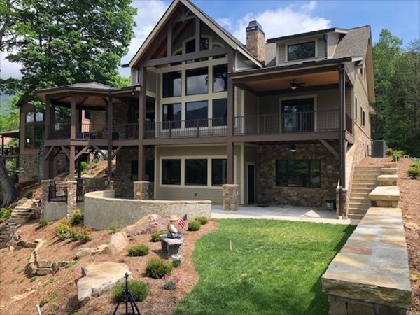 Amazing new custom home with Trex Transcend Lava Rock deck &amp; Signature Bronze Railing in Lake Lure, NC