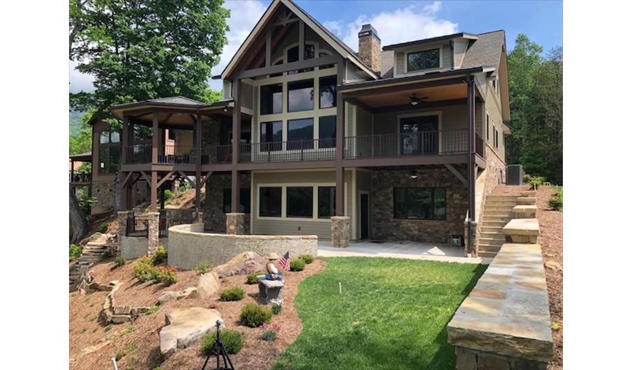 Amazing new custom home with Trex Transcend Lava Rock deck &amp; Signature Bronze Railing in Lake Lure, NC