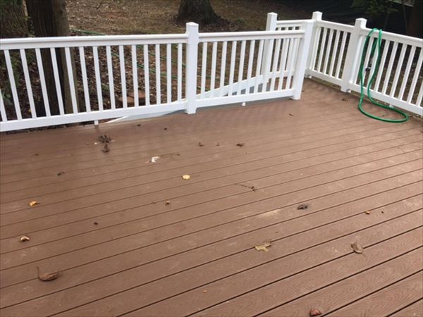 Trex Select Saddle with Trex hidden clips make a great no fastener appearance