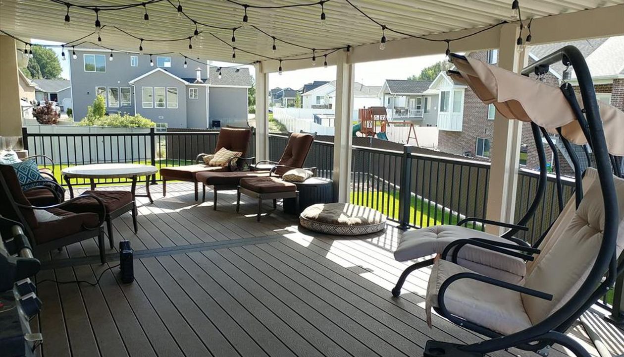 saddle trex with woodland brown border