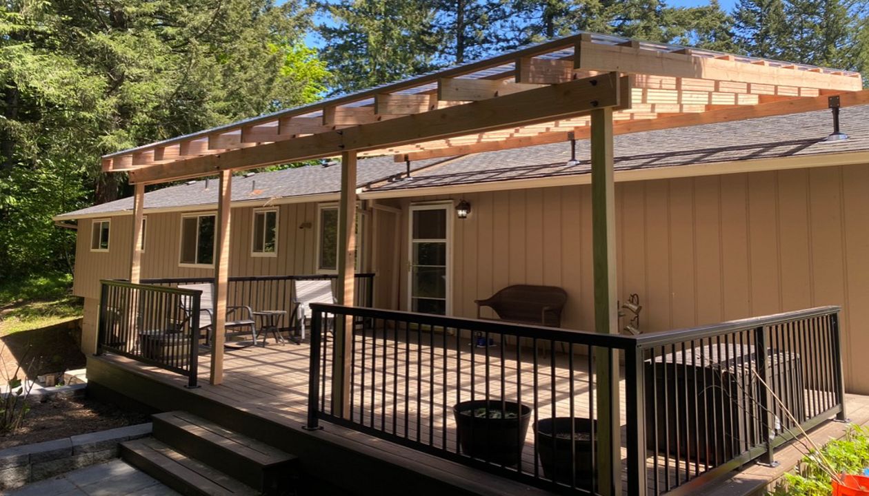 Transcend Tropical Spiced Rum Decking