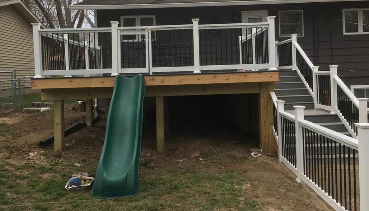 Trex Select Pebble Grey Decking - Zionsville, Indiana