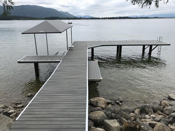 Trex Transcend Island Mist dock