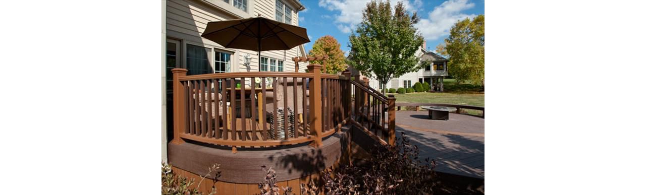 Trex Transcend Custom Curved Railing in Cary