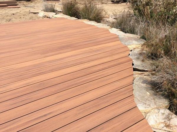 Trex Transcend with landscaping