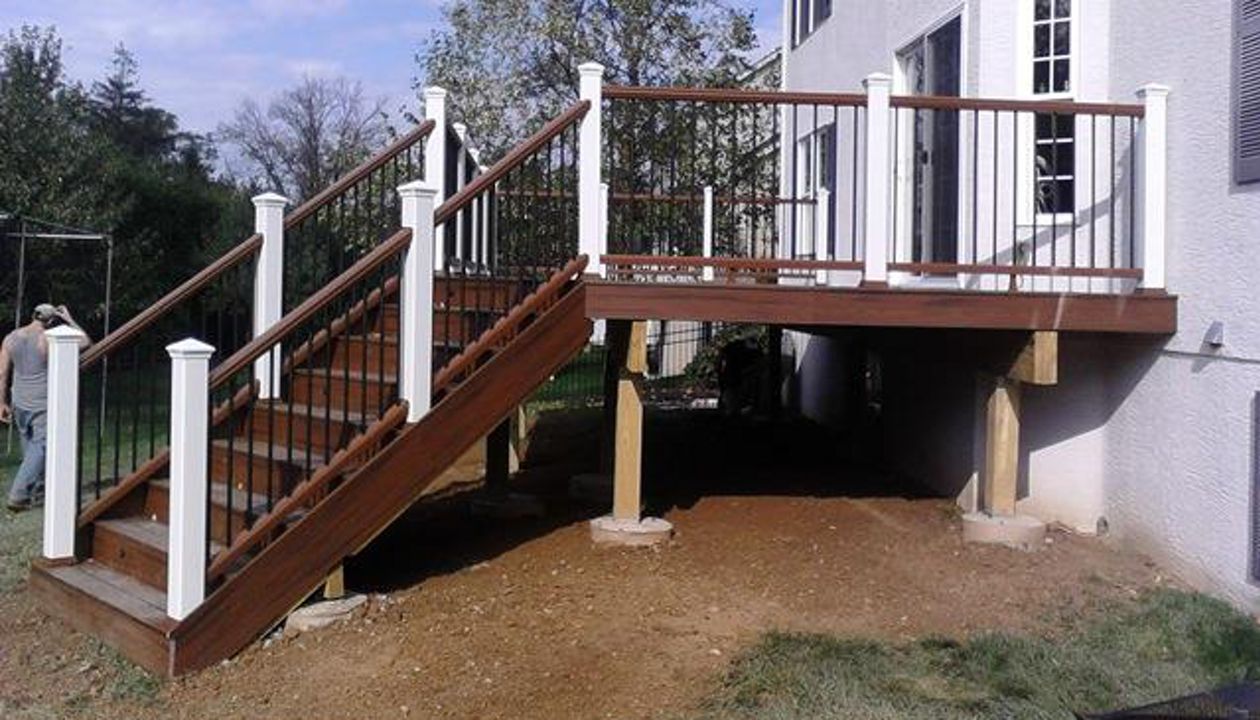 Low voltage lighting on post caps & risers