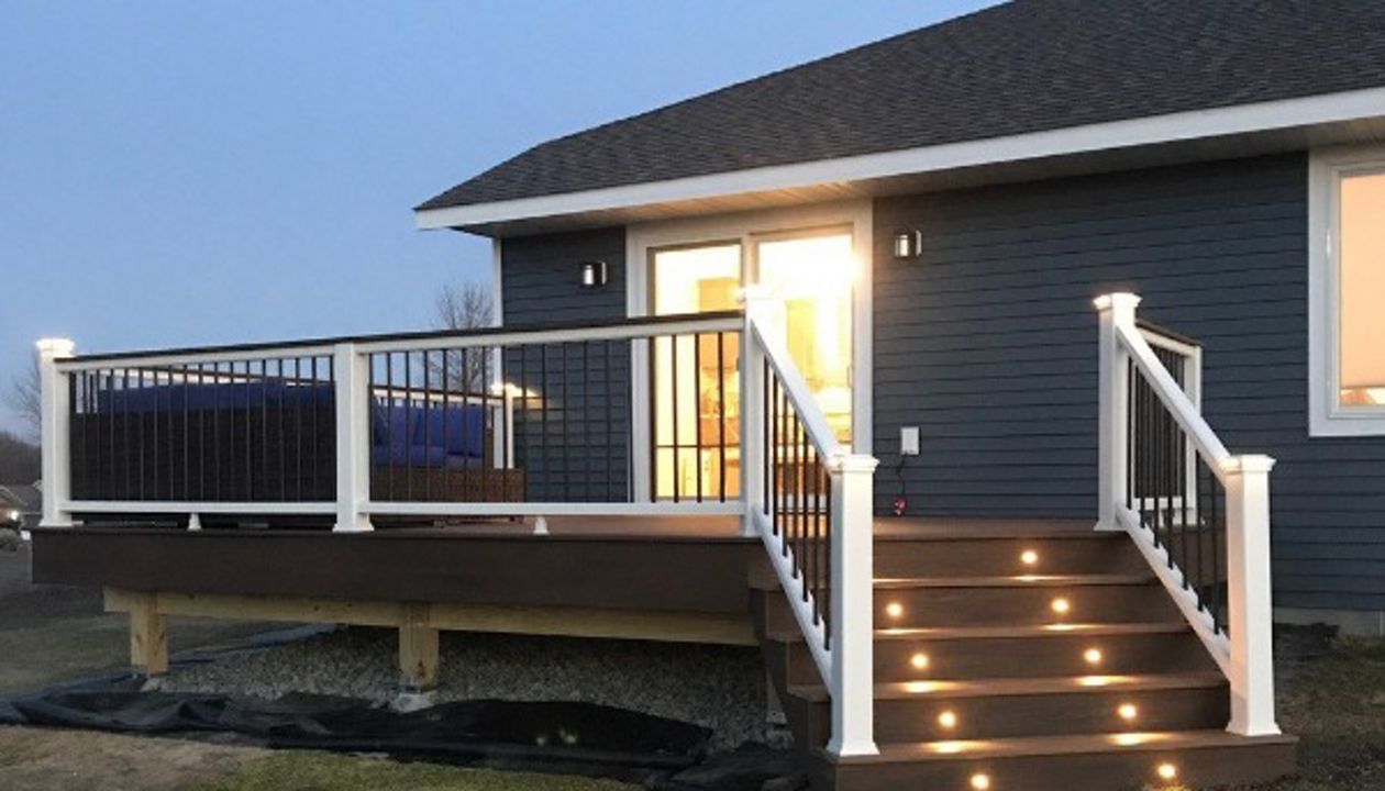 Trex Composite Deck and Rail with Trex Lighting Mankato, MN Area