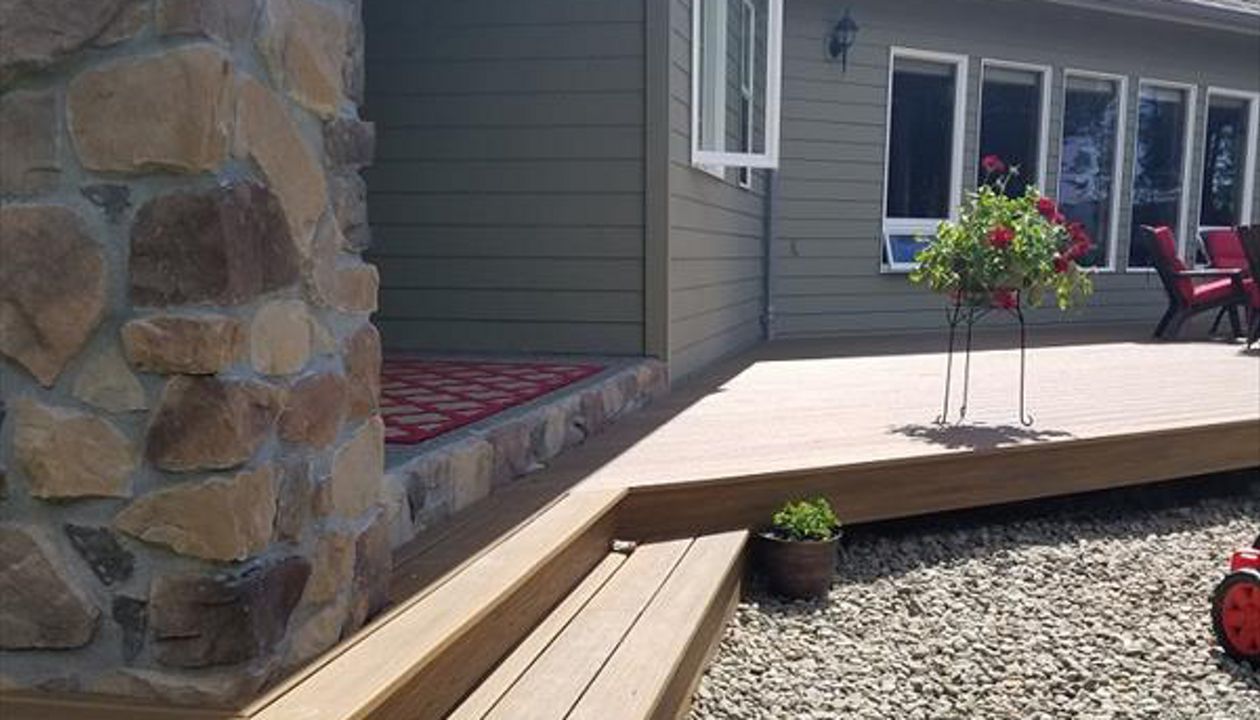 Kittitas County WA Trex Deck
