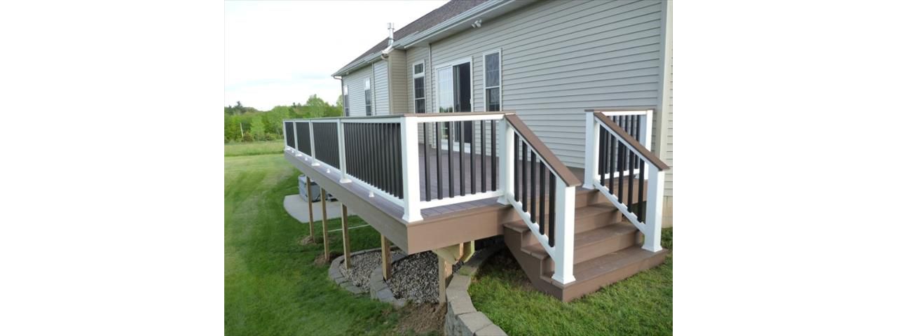 Transcend cocktail railing.  West Michigan custom deck builder.