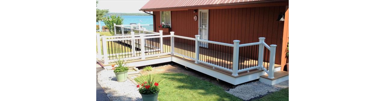 Transcend white rail with aluminum balusters