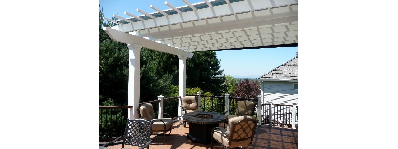 Trex Transcend Vintage Lantern Railing w/ Aluminum Balusters, Just Did It!  Portland, Oregon
