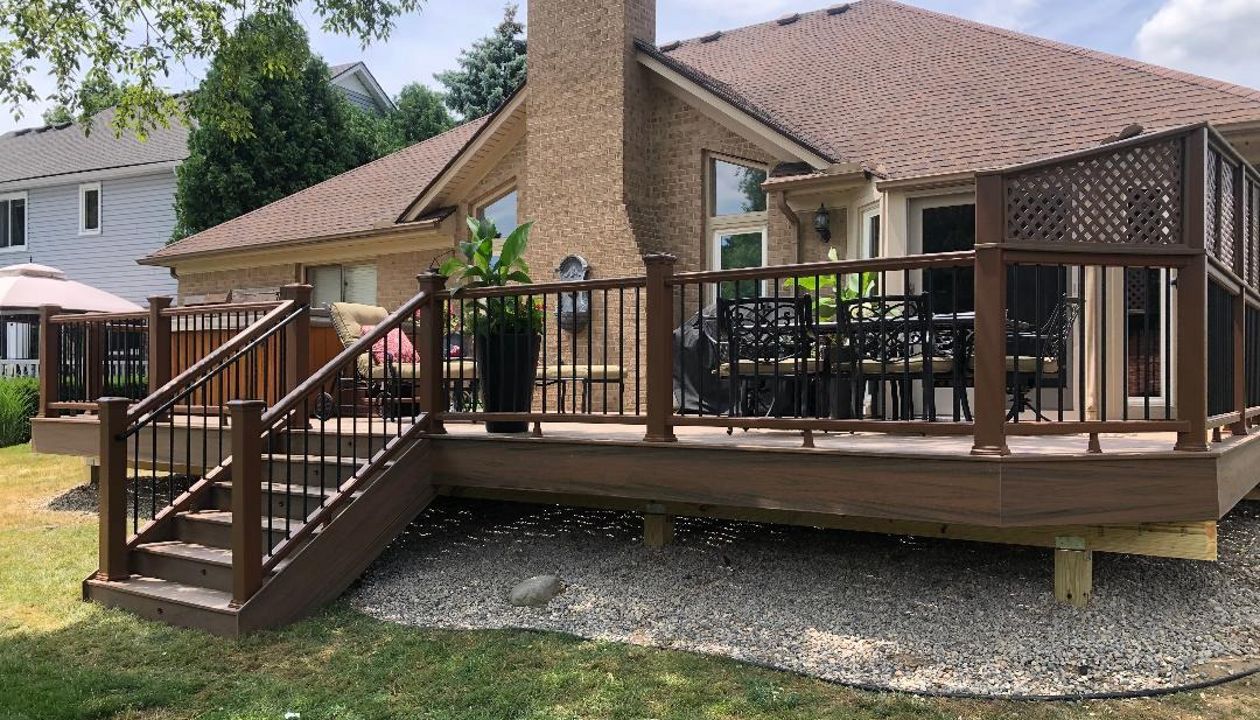 Toasted Sand Deck With Tiki Torch Rail