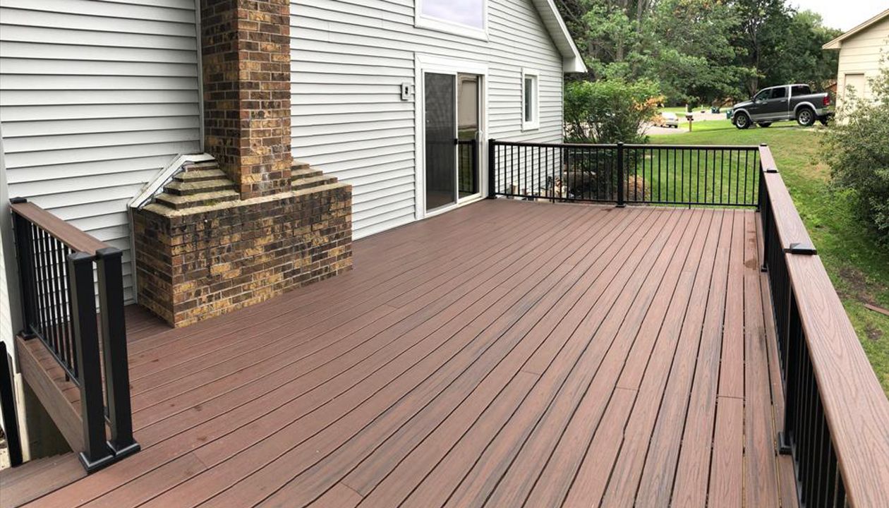 Trex Tropical Transcend Composite Decking; Aluminum Rail with Trex Drink Rail Top in Minneapolis MN Area
