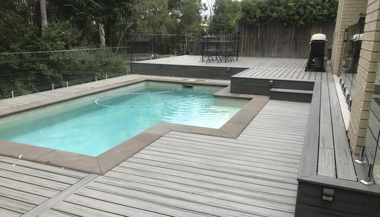 Kenmore pool deck