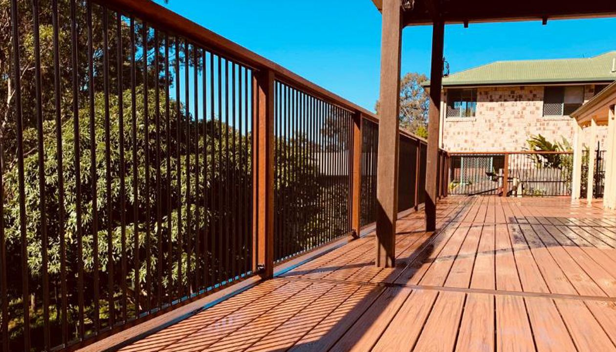 Beautiful straight clean lines of Transcend decking in Tiki Torch