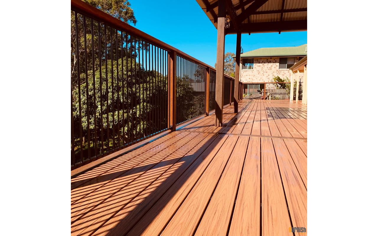 Beautiful straight clean lines of Transcend decking in Tiki Torch