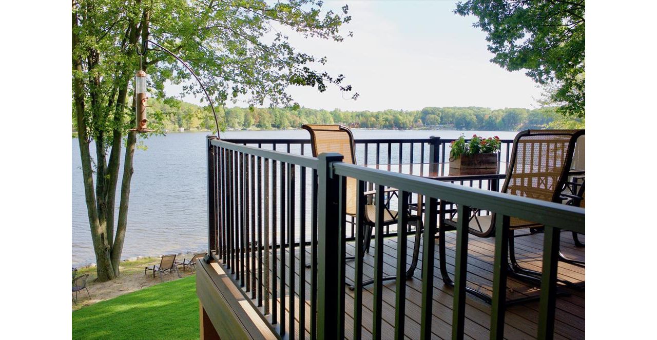 Trex Signature aluminum railing.