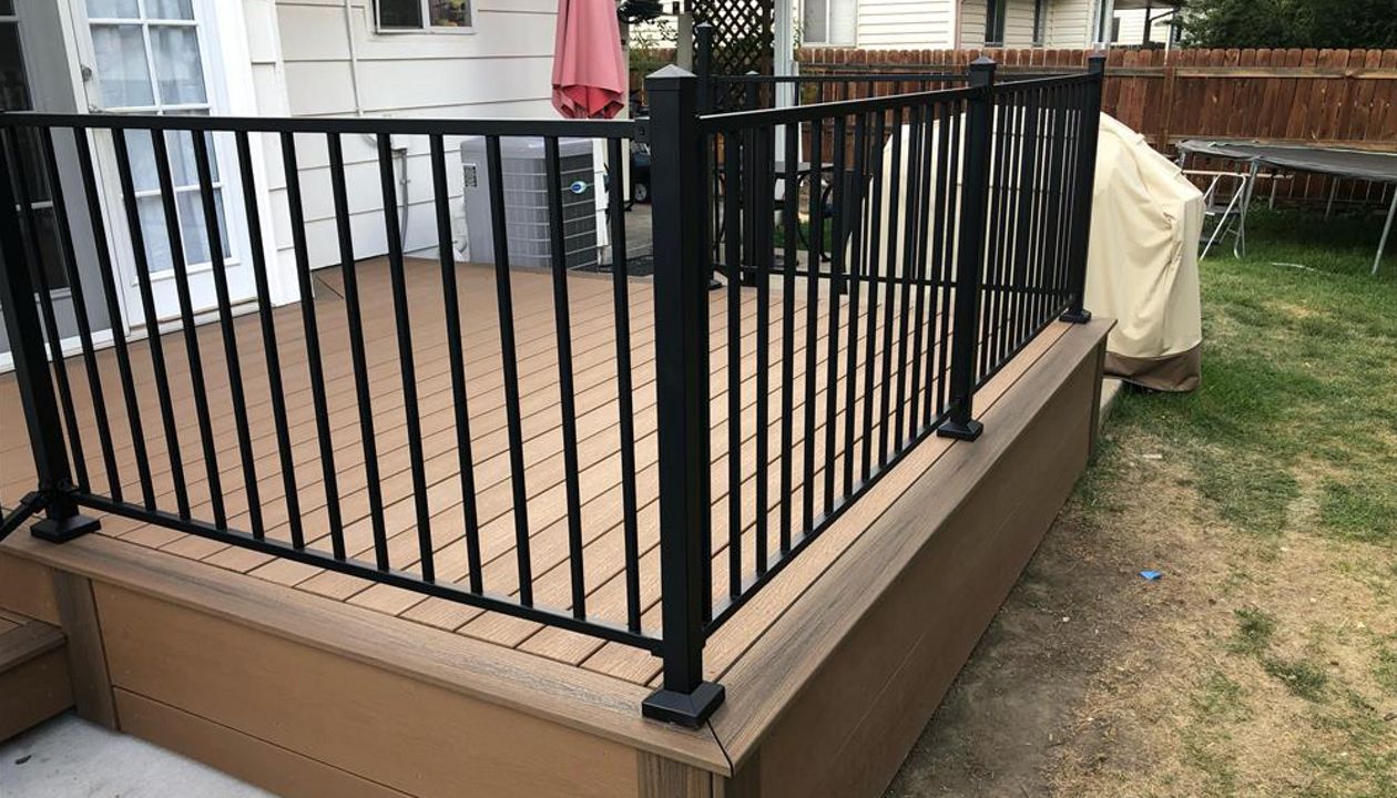 Trex Enhance Beach Dune & Toasted Sand