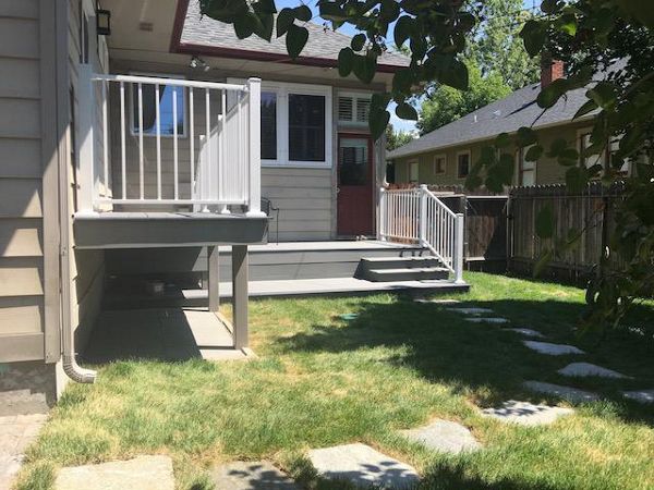 Tri-Level in Pebble Grey w/ Winchester Grey Border