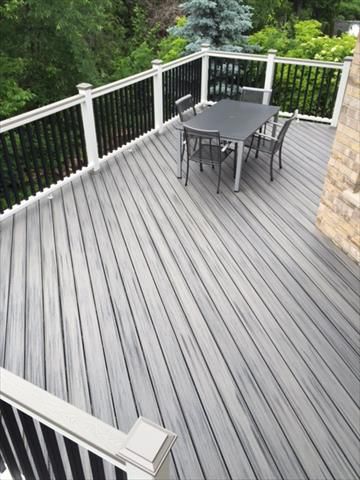 Island Mist; Cocktail Railing, Charcoal Black balusters