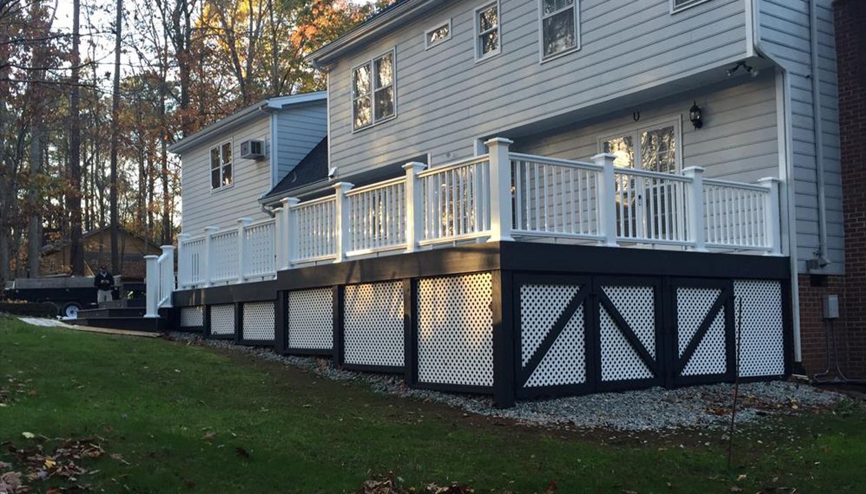 Here is a multi-level system using Trex Select decking and lighting.