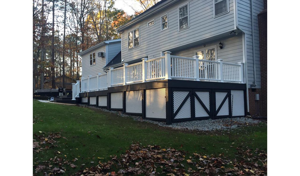 Here is a multi-level system using Trex Select decking and lighting.