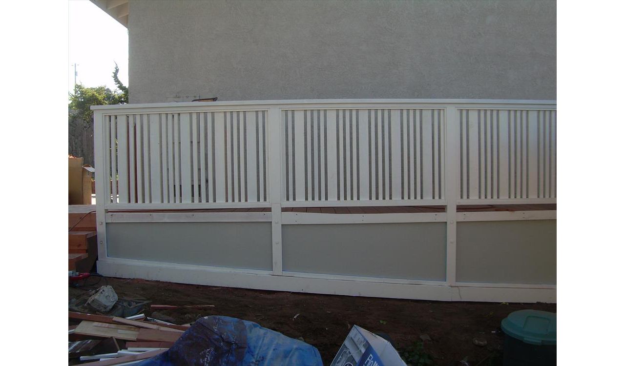 Custom Trex deck with custom redwood handrail