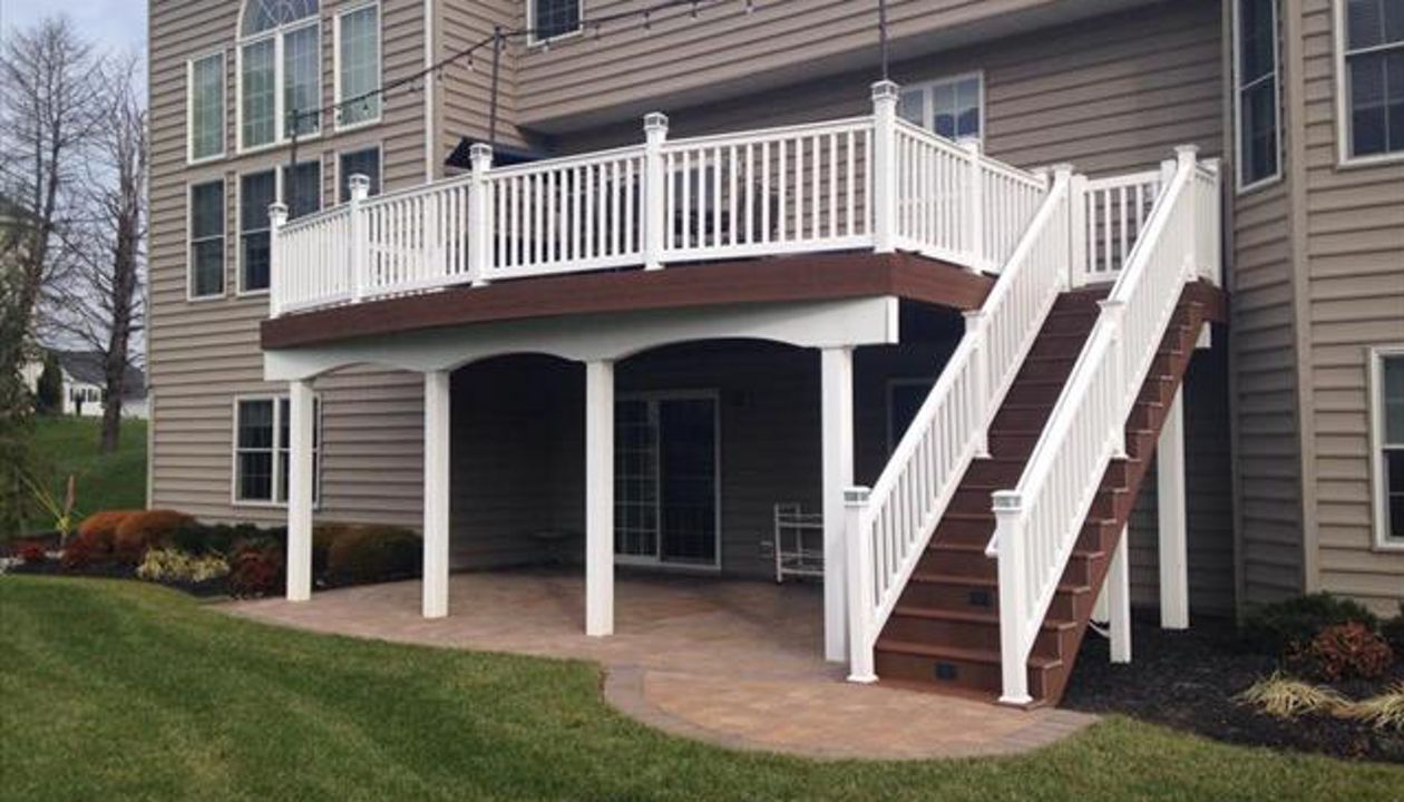 Tree House decking with curved front. Mullica Hill NJ
