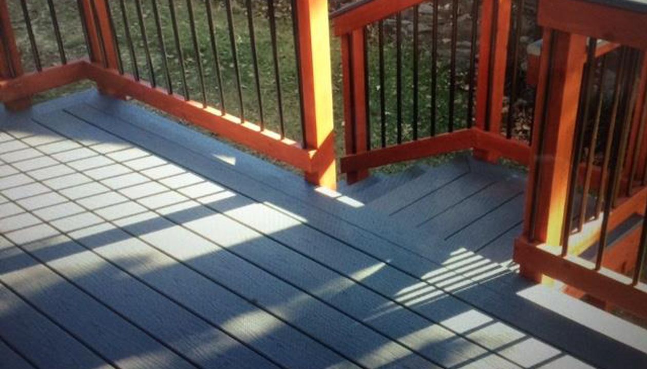 Clamshell deck in Edmond, OK