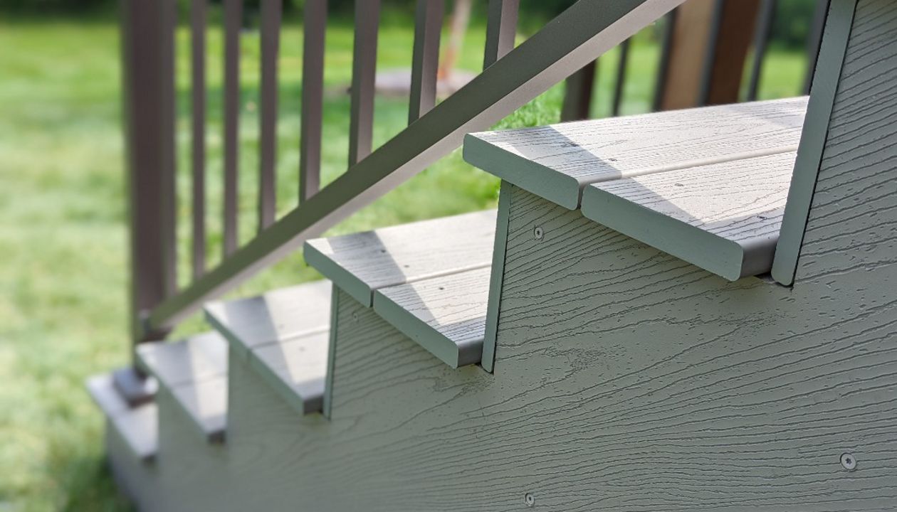 Trex Transcend Gravel Path Stairs