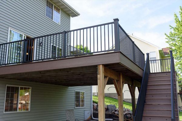 Trex Transcends Deck w/Signature Rail and Trex Lighting Shakopee, MN
