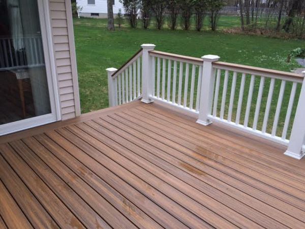 Deck Havana Gold and White Transcend Railing