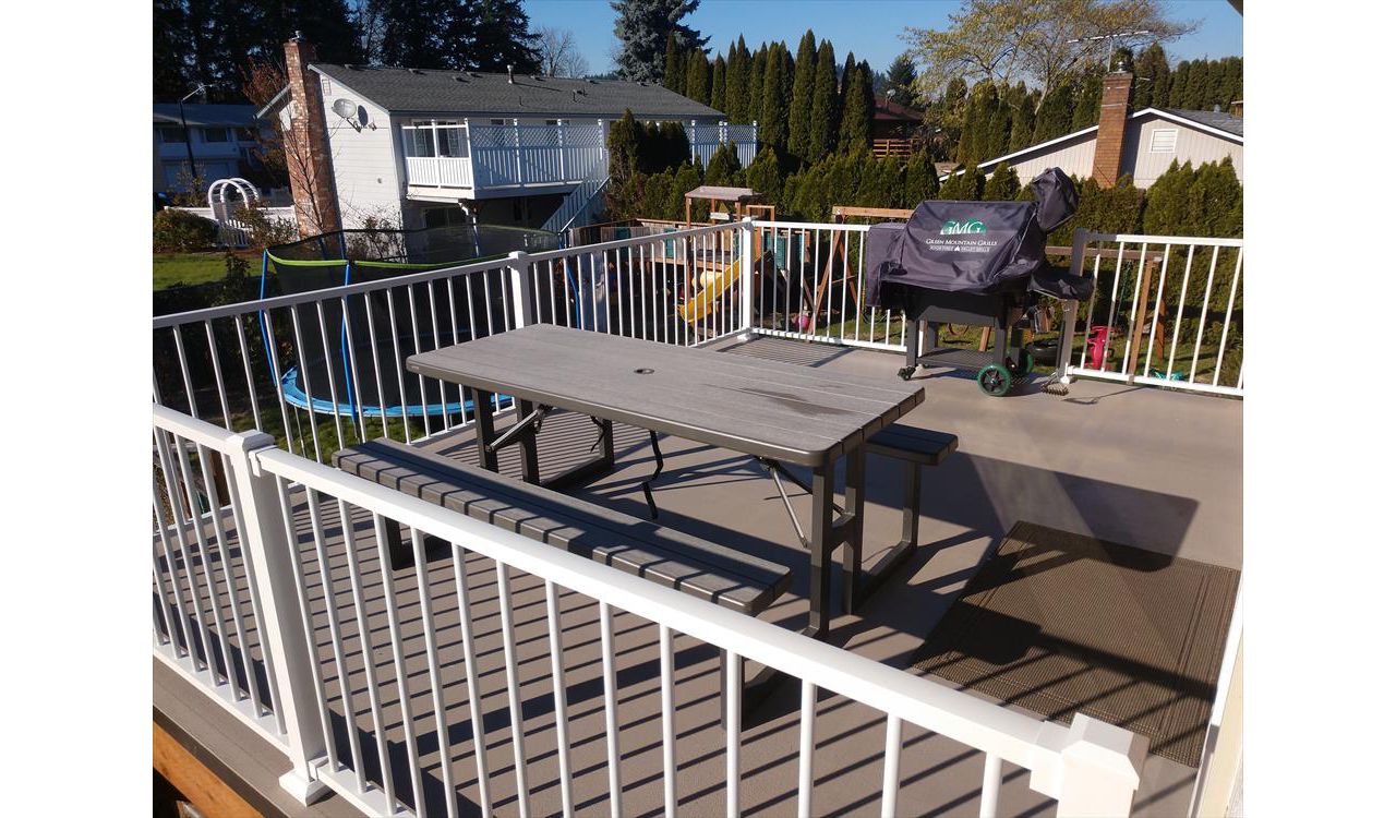 Trex Signature Aluminum Railings on existing deck.