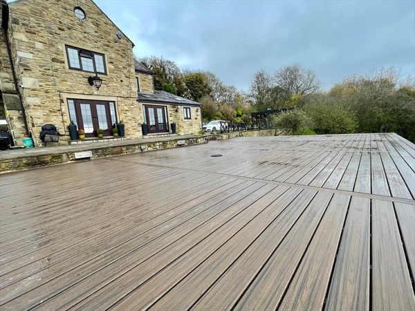 TREX Spiced Rum Decking with LED Lighting