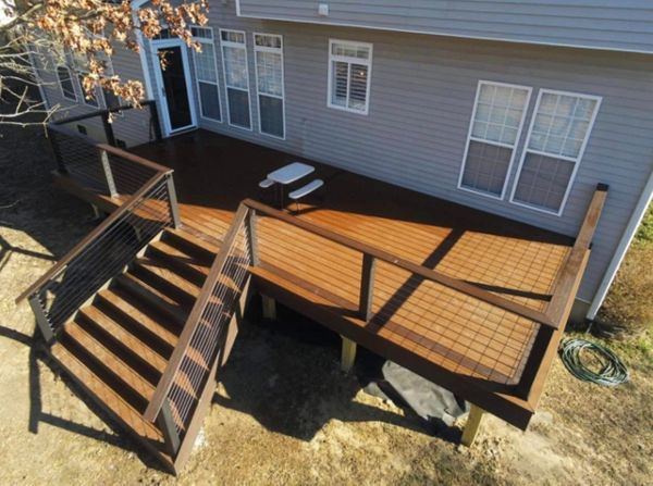 Trex Saddle with cable railings