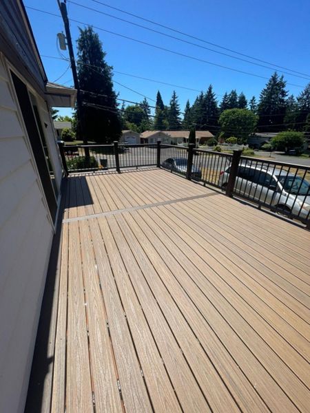 Transcend Havana gold & Spice Rum +Transcends railing