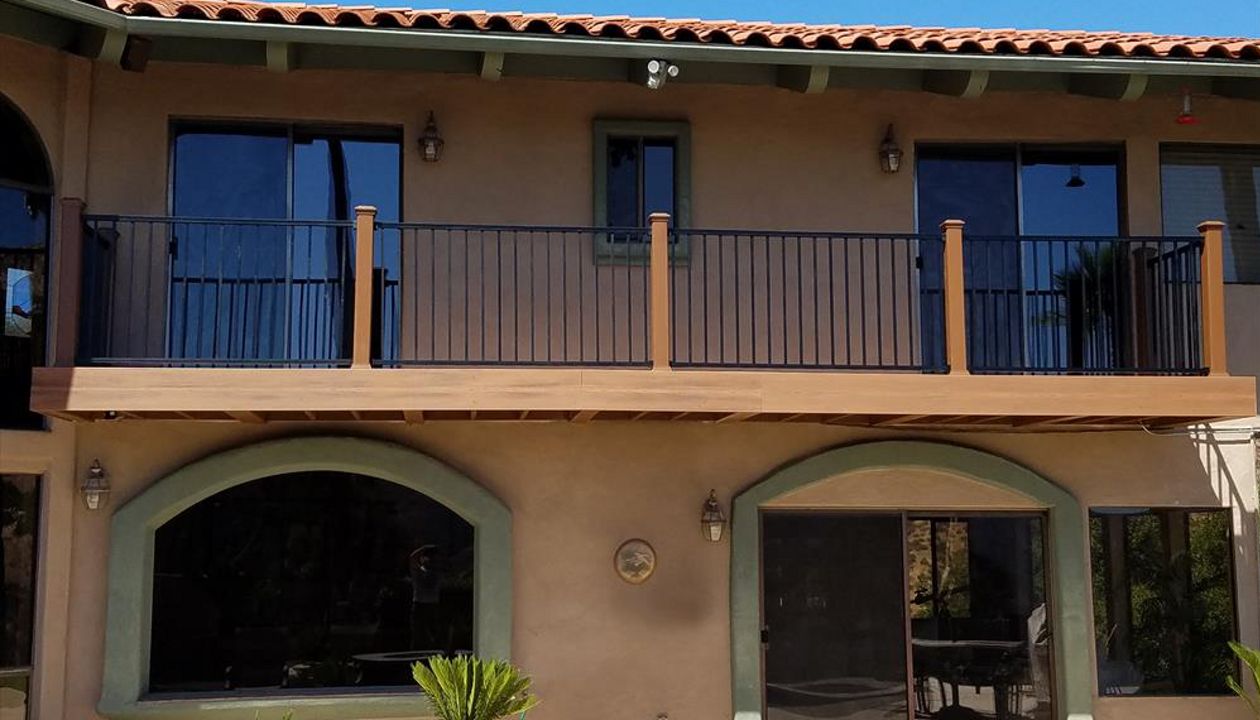 Havana Gold, Spiced Rum Border and Cladding with g