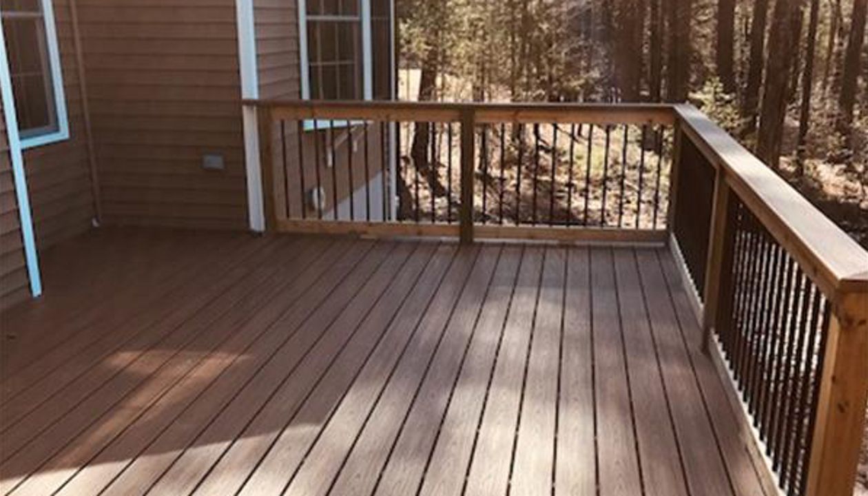 Trex Transcend Havana Gold Decking, Cocktail Railing, PT Posts With Black Aluminum Balusters