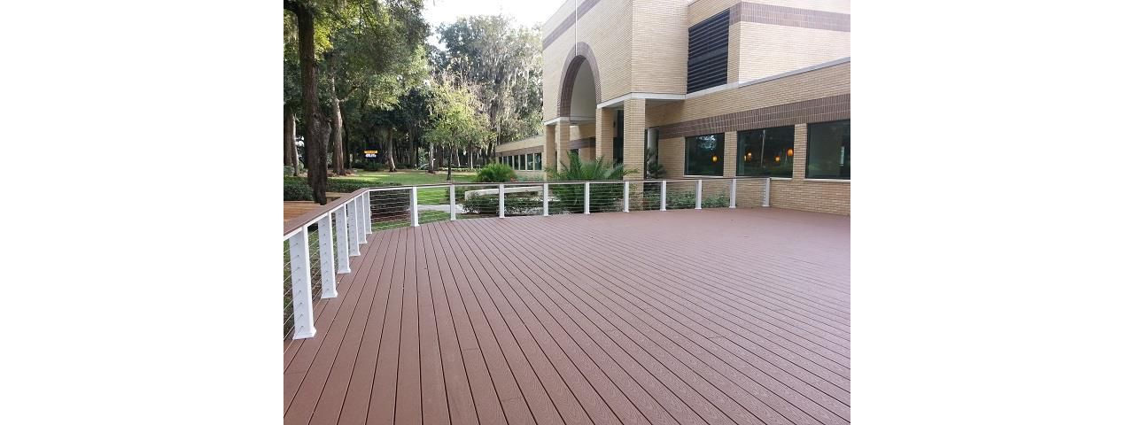 Trex deck and railing