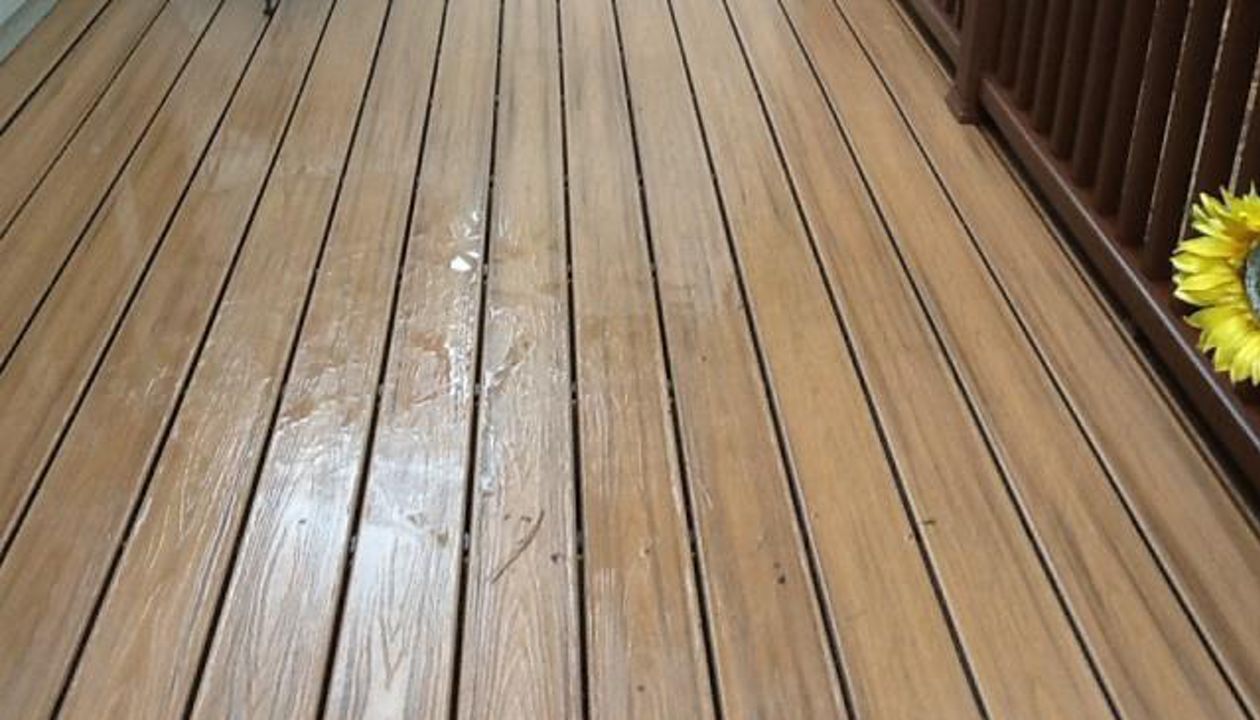 Trex Tiki Torch decking performs even close to grade