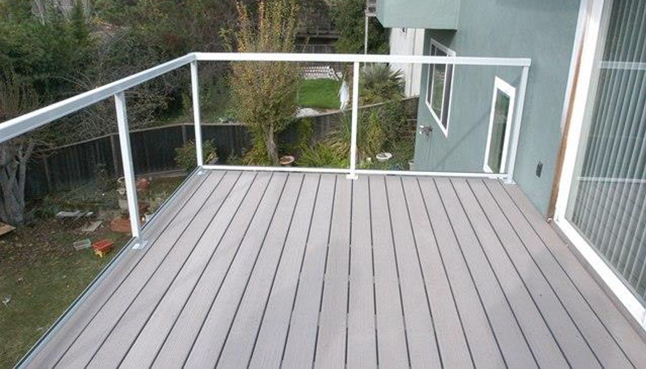 Trex Deck with glass panels