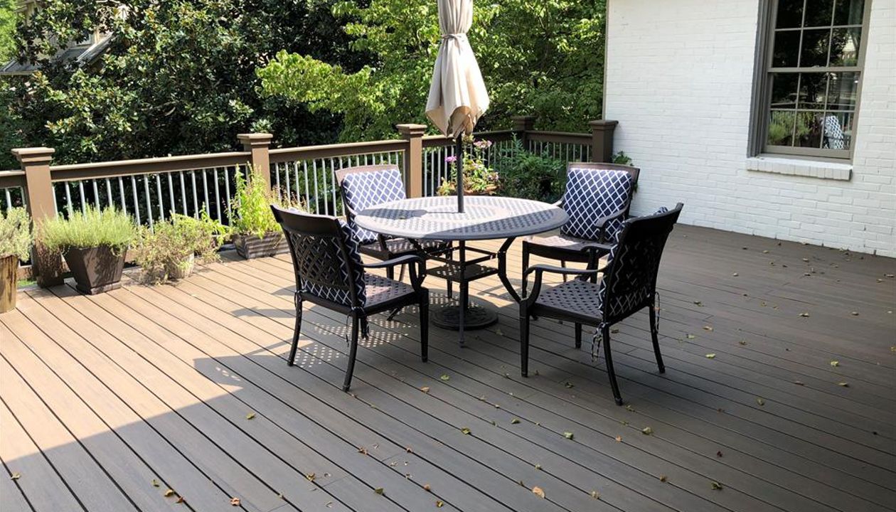 Trex Enhance Naturals Coastal Bluff decking in Nashville, TN